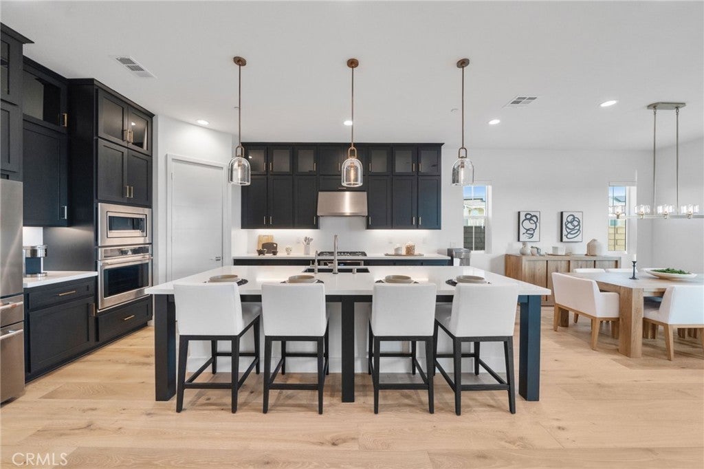 Photo of Listing #SW25277944