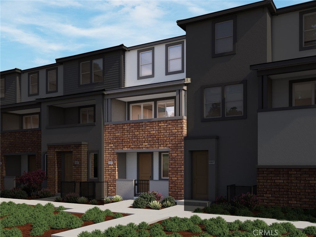 Photo of Listing #OC25275936