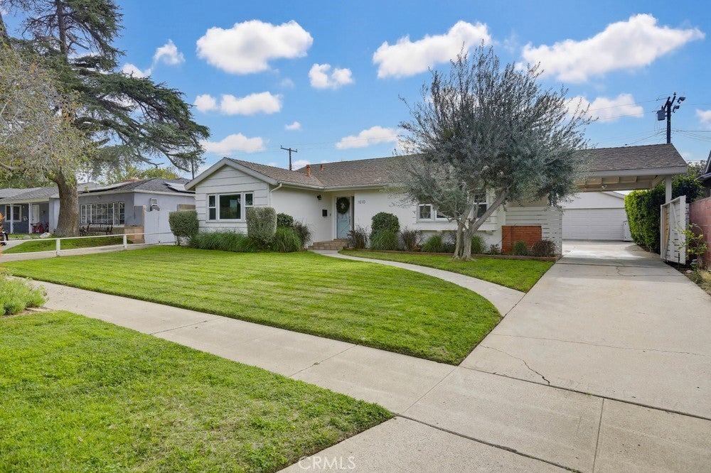 Photo of Listing #OC25279190