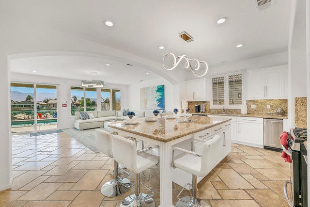 84325 Canzone Drive, Indio