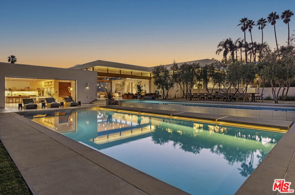 Photo of Listing #25630597