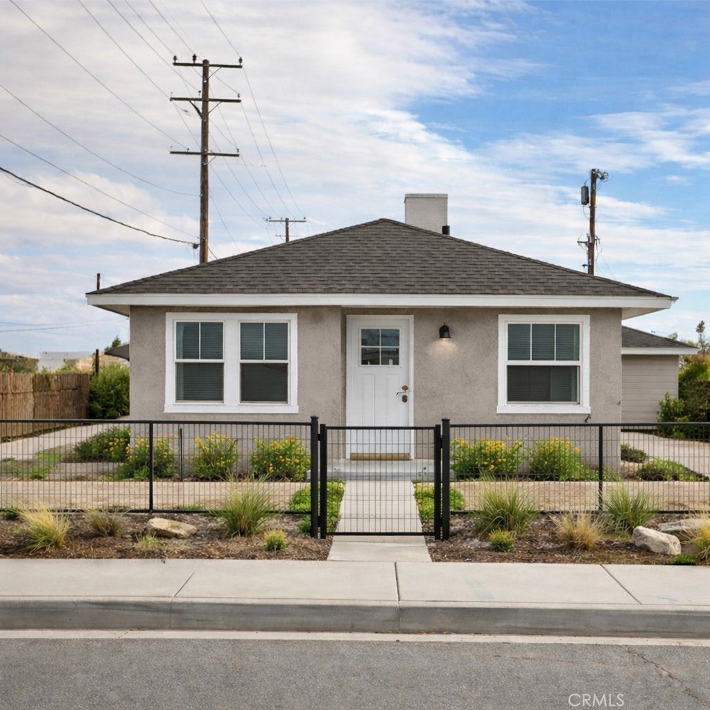 Photo of Listing #OC25280095