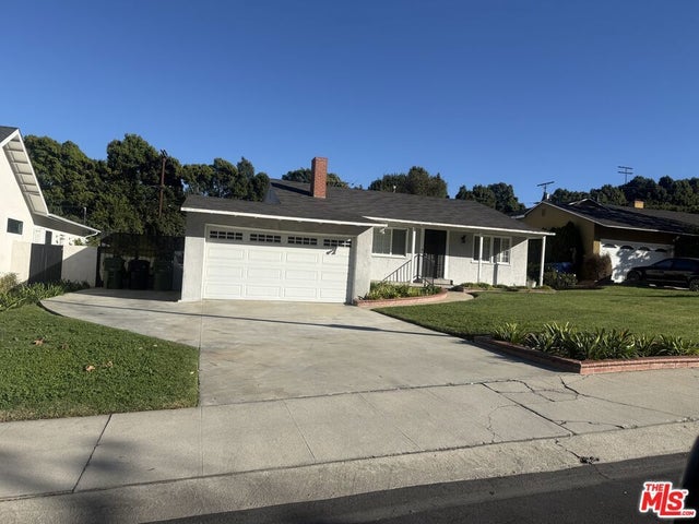 3982 S Orange Drive, Los Angeles