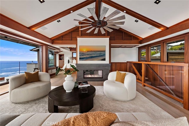31678 Seacliff Drive, Laguna Beach