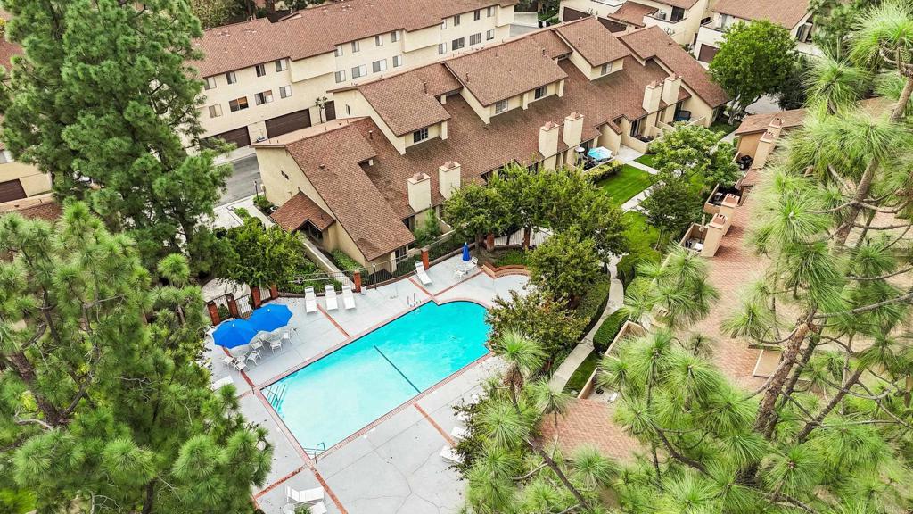 Photo of Listing #PTP2509275