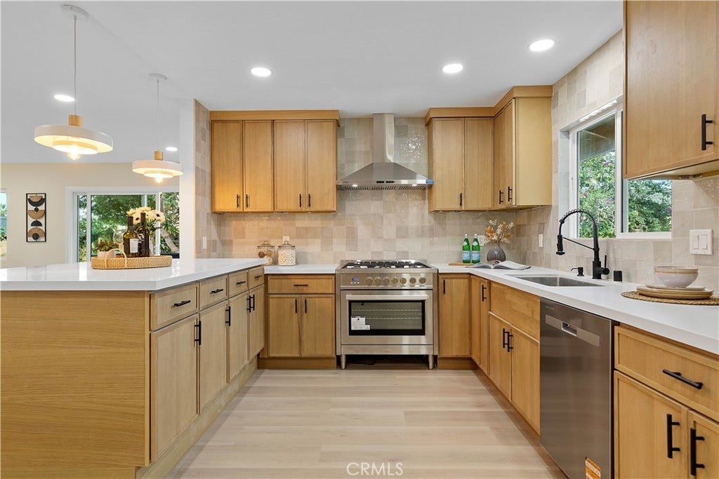 Photo of Listing #PW25280739