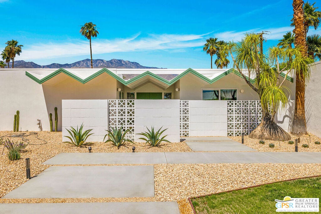 403 N Juanita Drive, Palm Springs