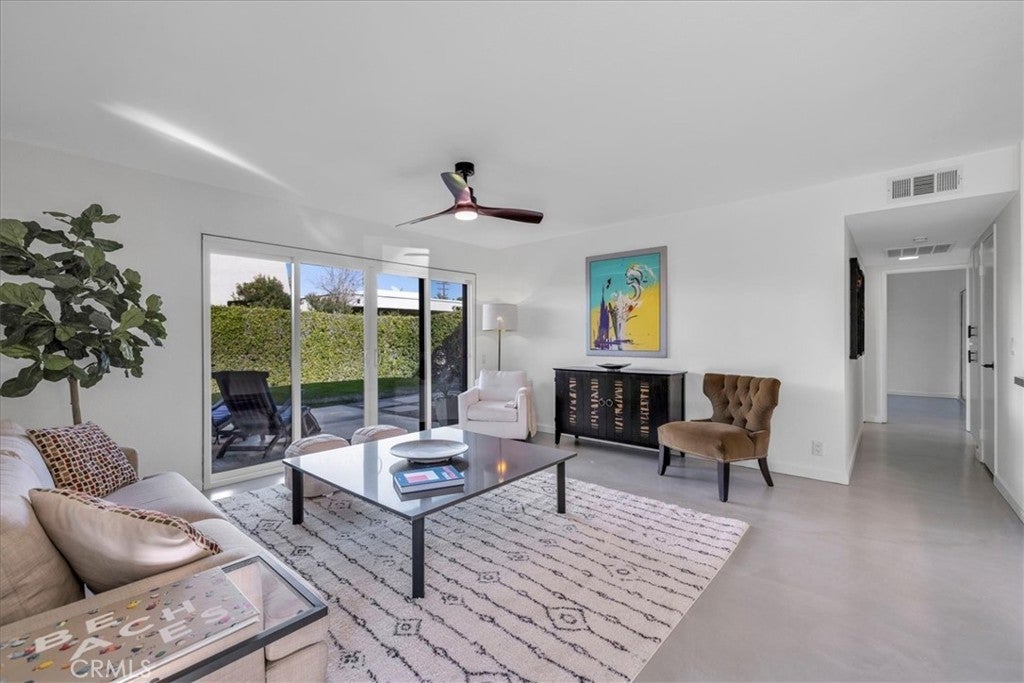 Photo of Listing #PW25250630