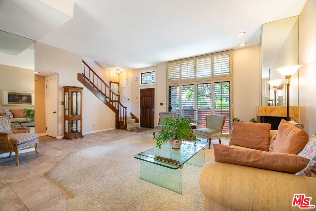 Photo of Listing #25631387