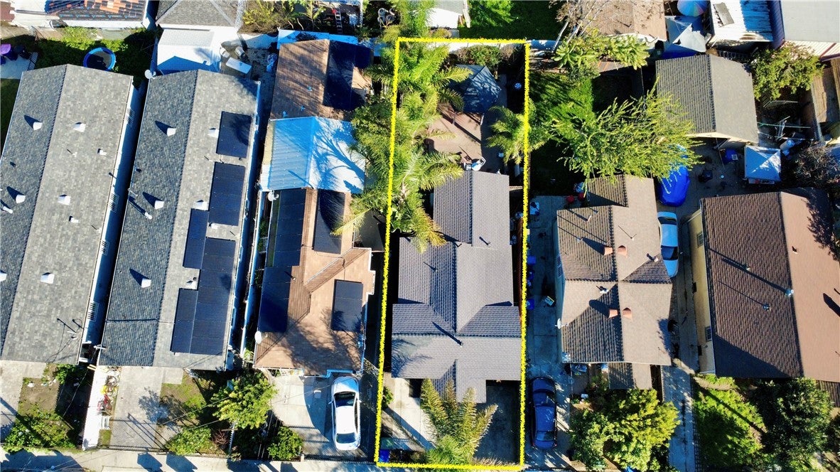 Photo of Listing #DW25281552