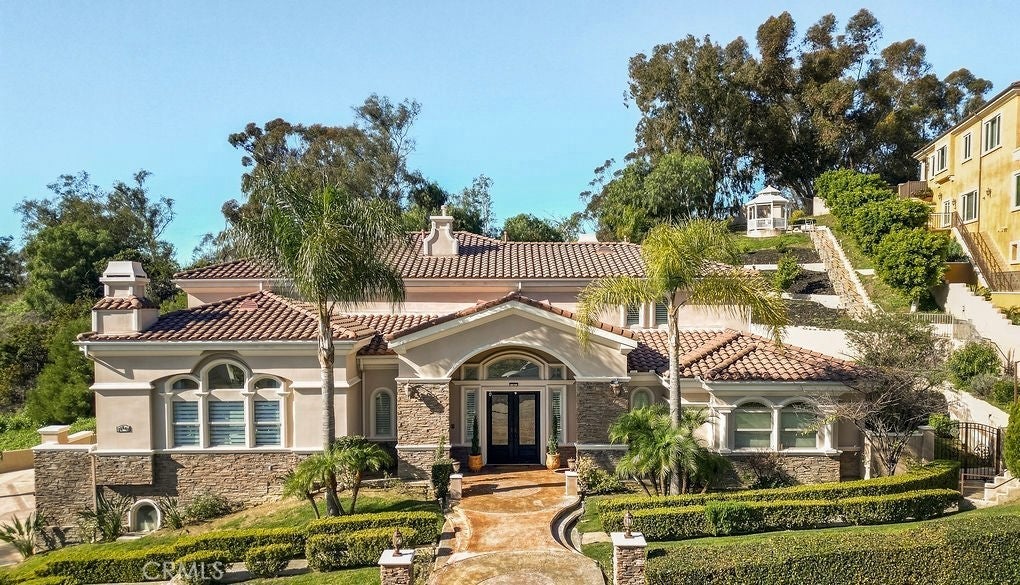 Photo of Listing #DW25281646