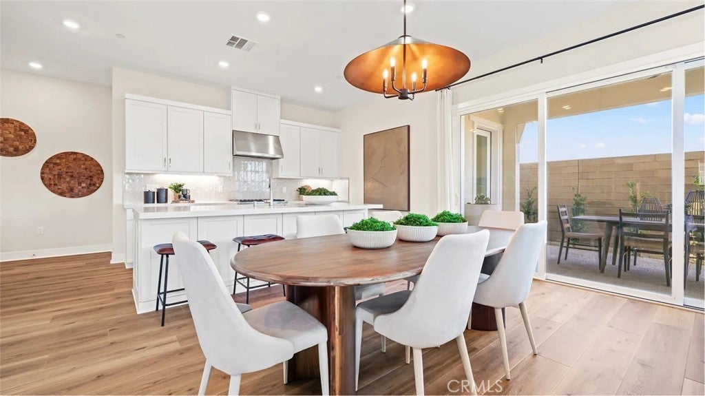 Photo of Listing #OC25281780