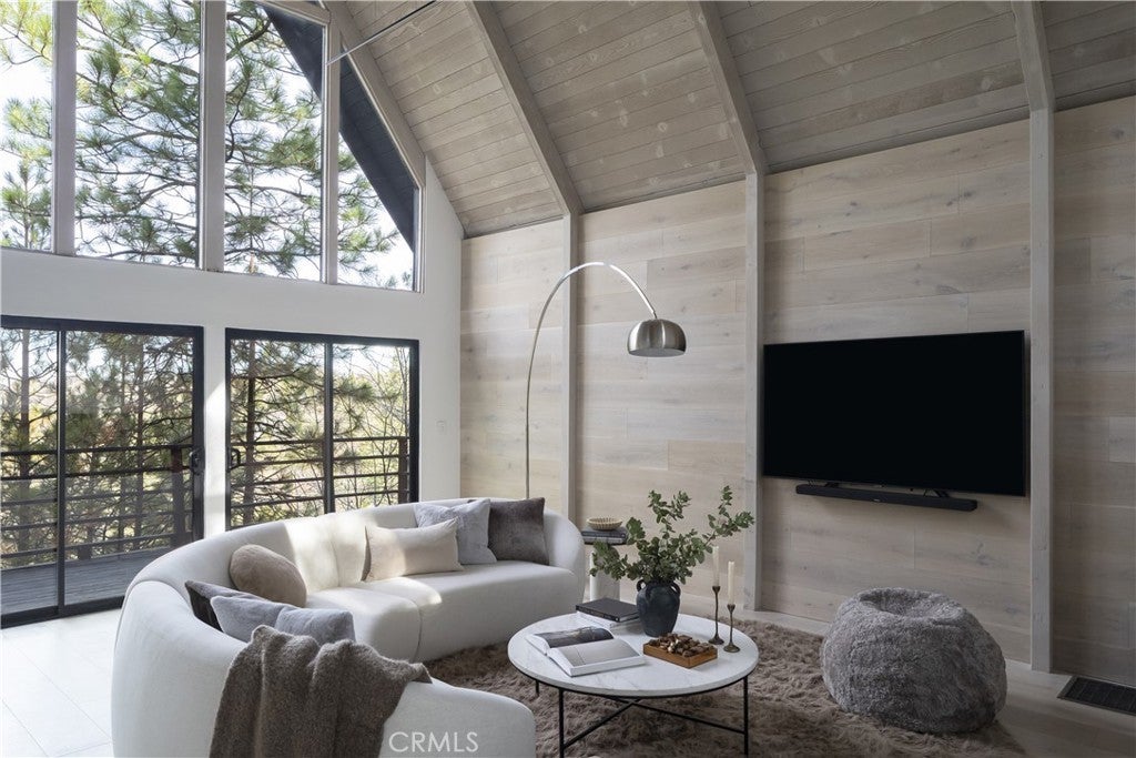 Photo of Listing #IG25281319