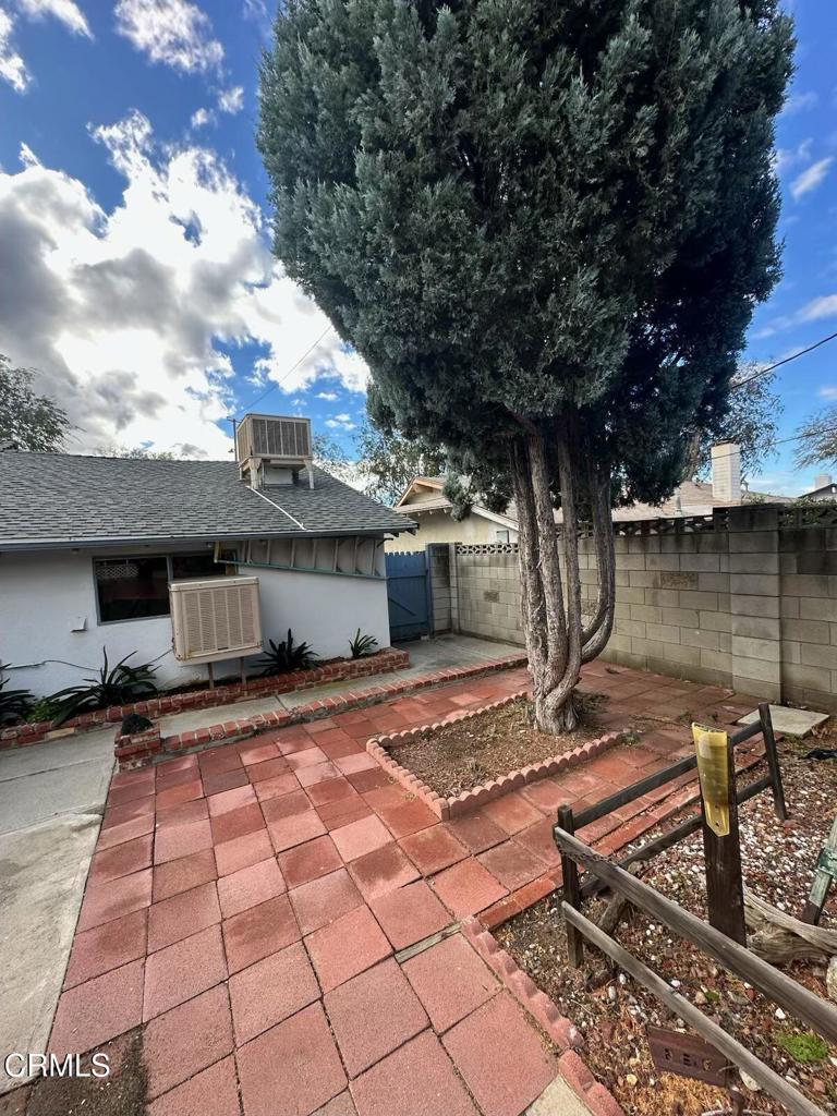 Photo of Listing #V1-33876