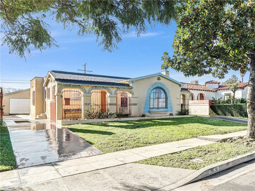 Photo of Listing #CV25281964