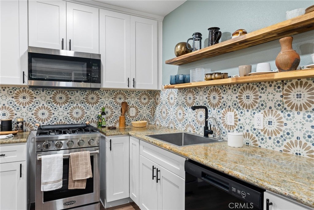 Photo of Listing #CV25282120