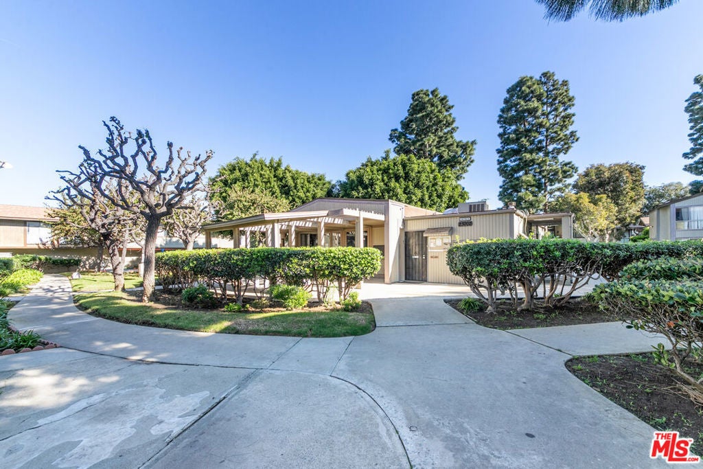 Photo of Listing #25631815