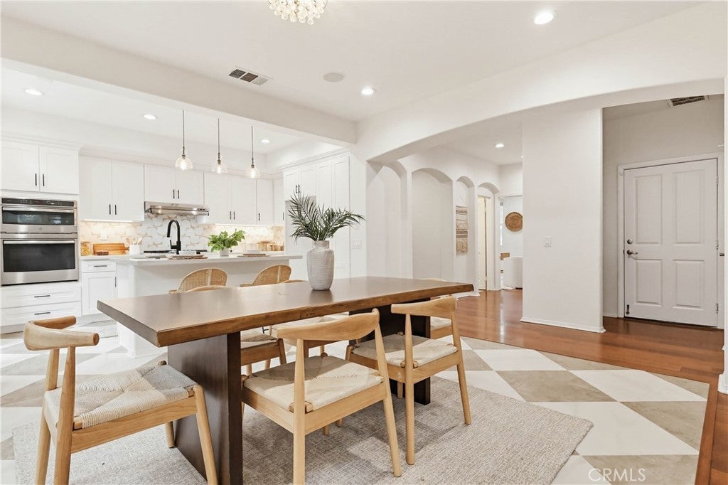 Photo of Listing #OC25282214