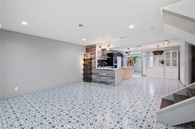 15928 Prell Court, Fountain Valley