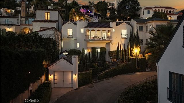 2111 Rockledge, Los Angeles