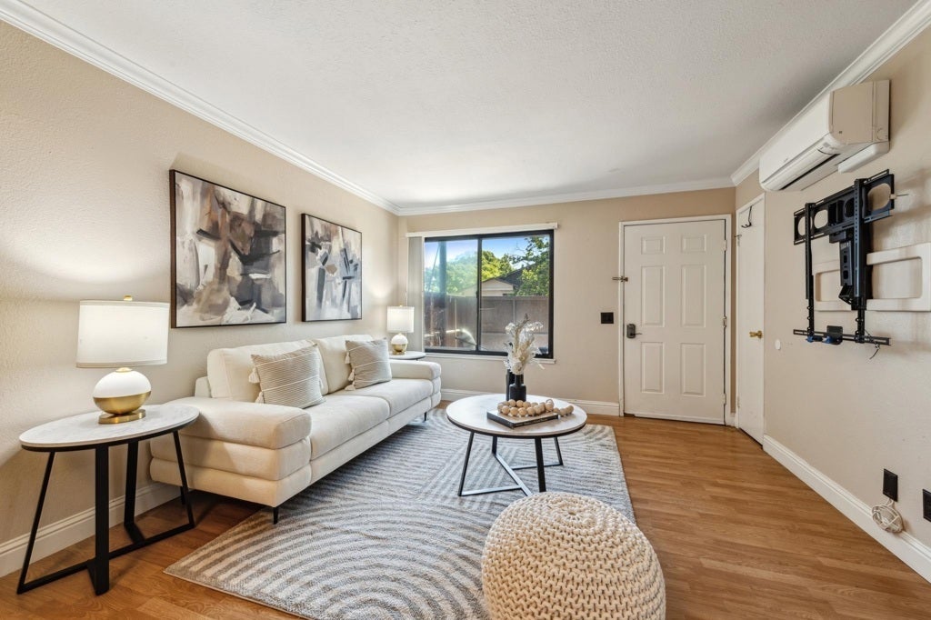 Photo of Listing #41119788