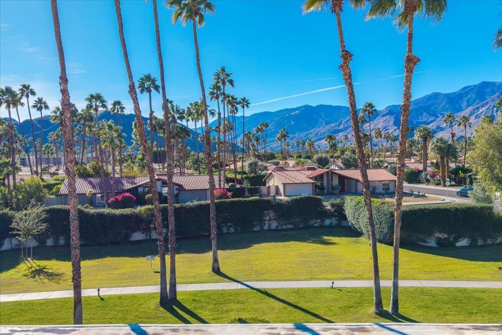 2365 Oakcrest Drive, Palm Springs