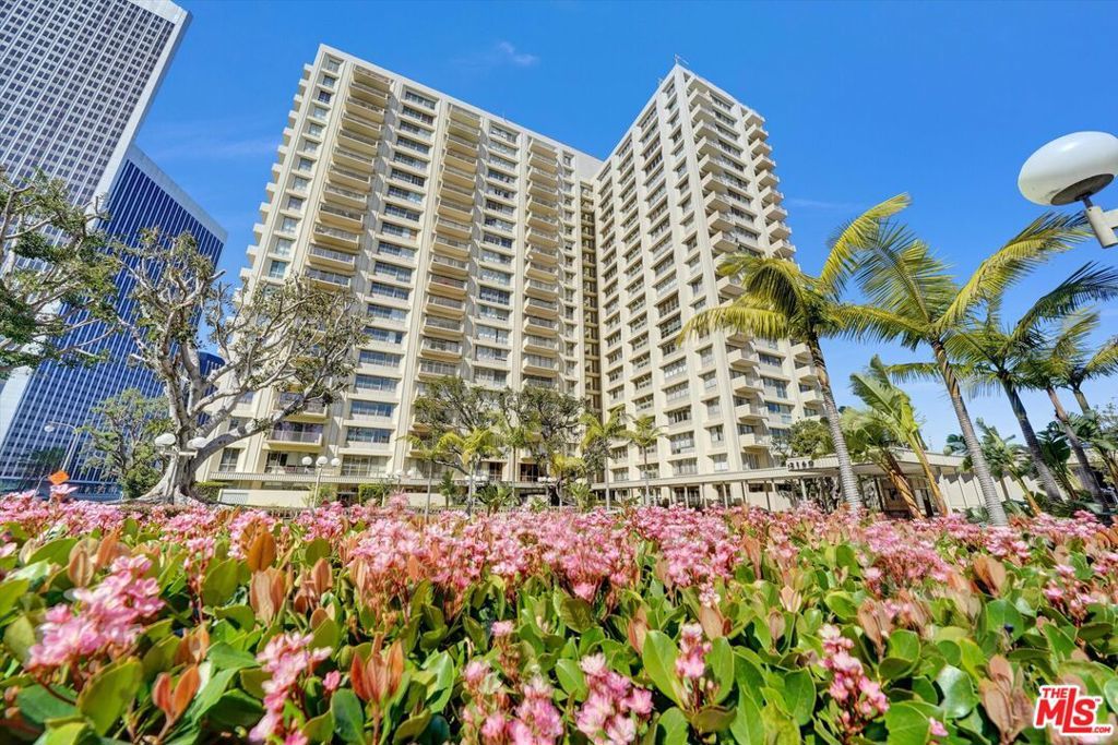 Photo of Listing #26632053