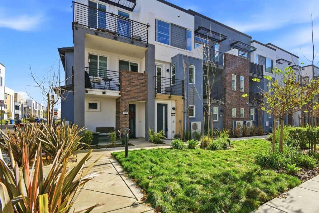 Photo of Listing #41119809