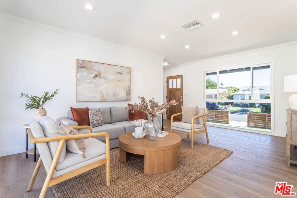 Photo of Listing #26632105