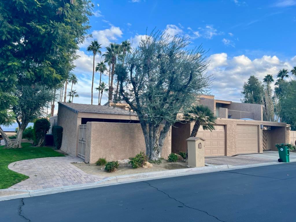 48852 Owl Lane, Palm Desert