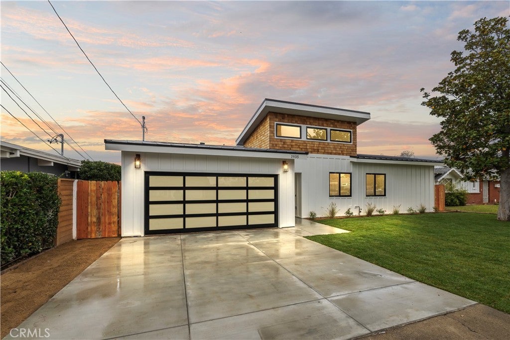 1935 Tustin, Costa Mesa