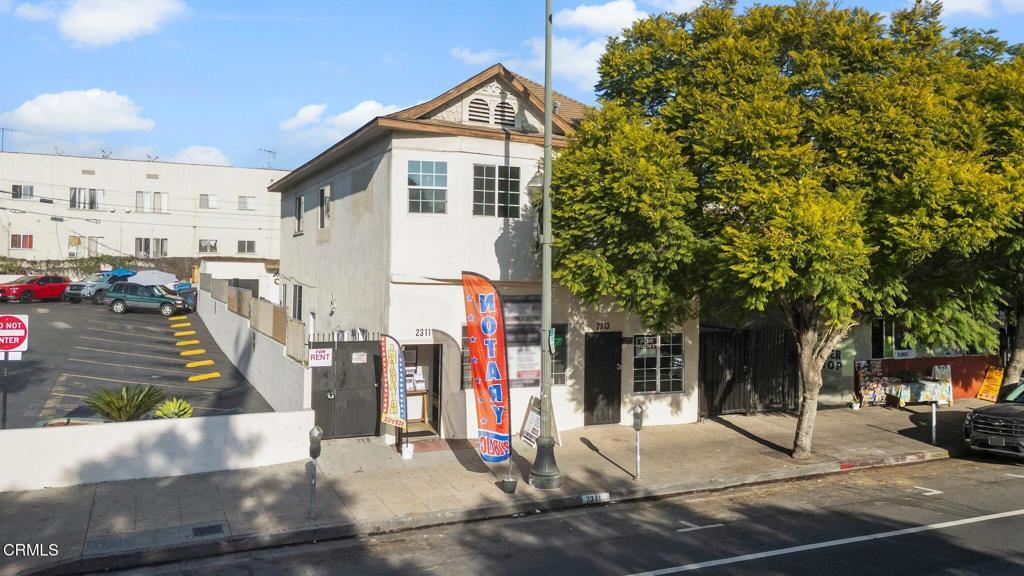 Photo of Listing #V1-33909