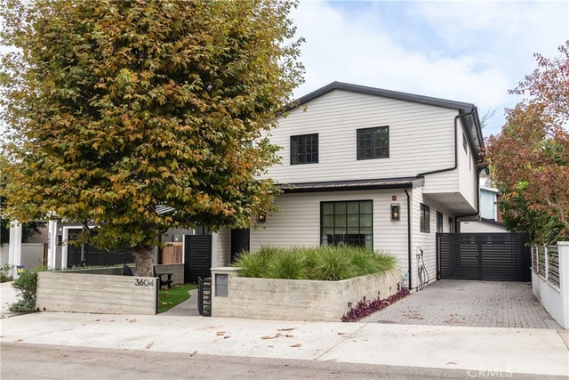 3604 Laurel, Manhattan Beach.