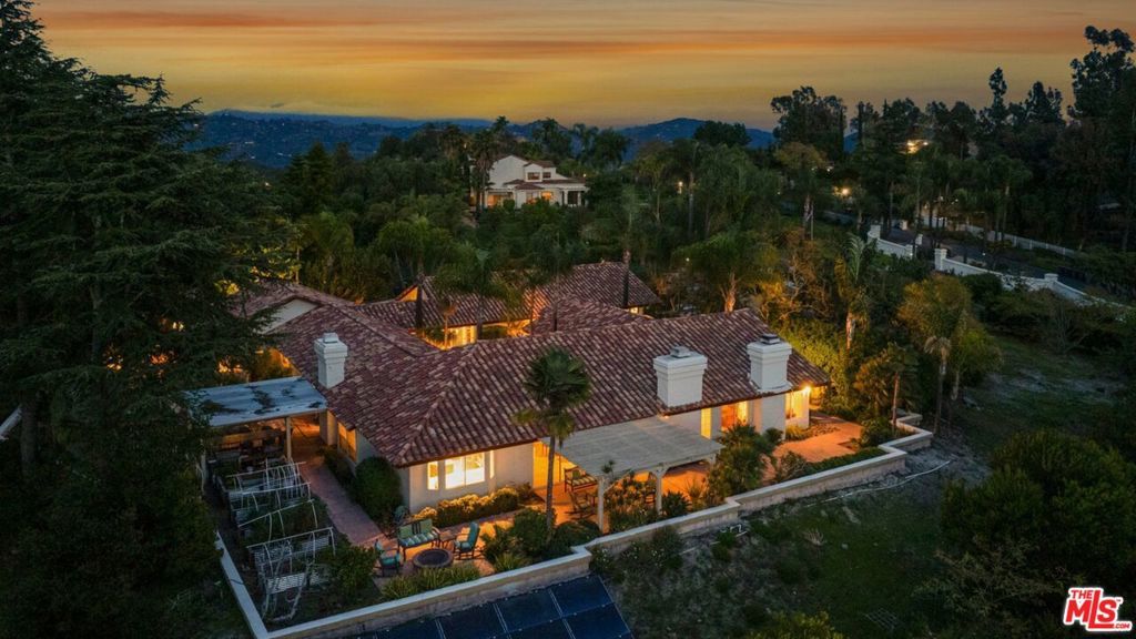 Photo of Listing #26632431