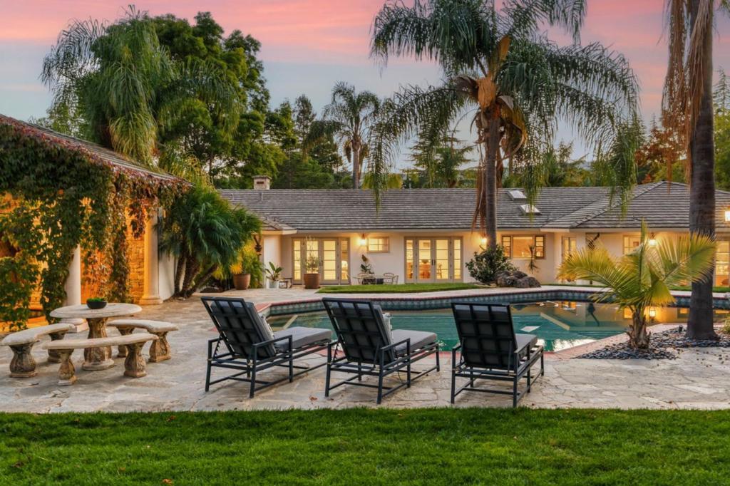 Photo of Listing #ML82030200