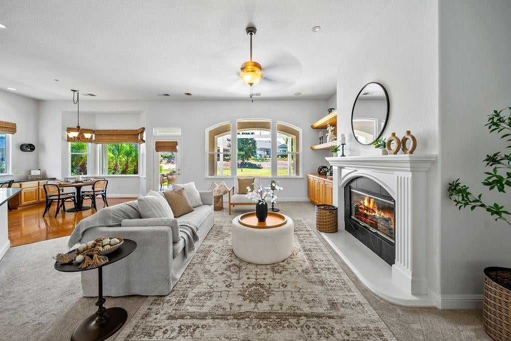 Photo of Listing #41119927