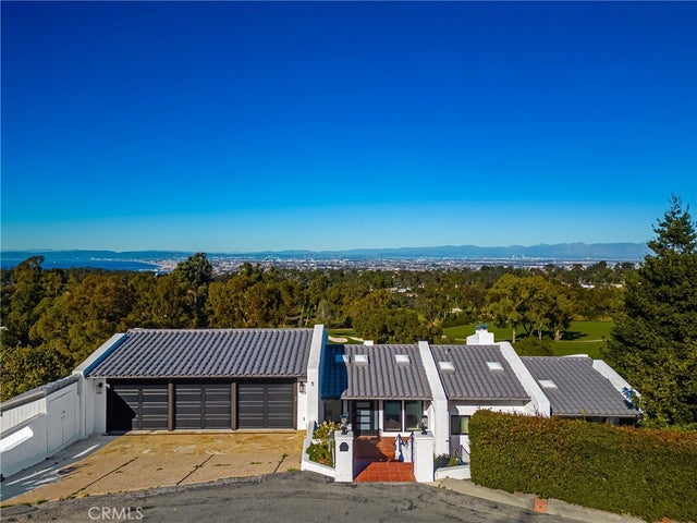 5 Yellow Brick Road, Rancho Palos Verdes.