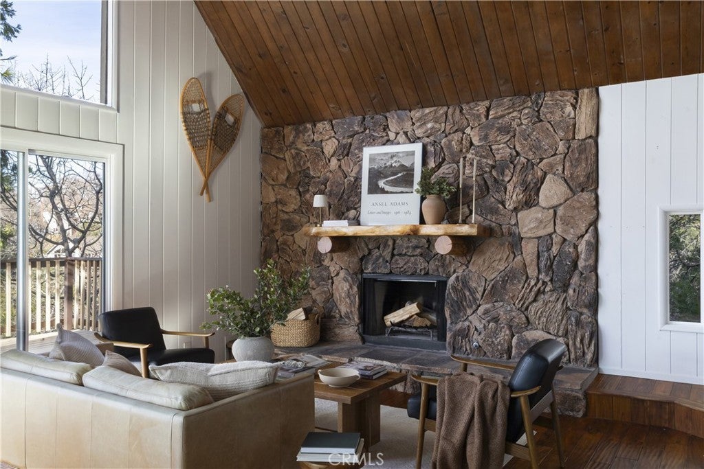 Photo of Listing #IG25281008