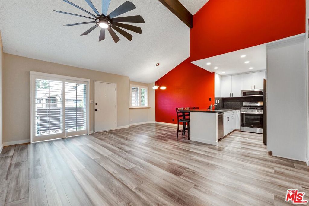 Photo of Listing #26632311