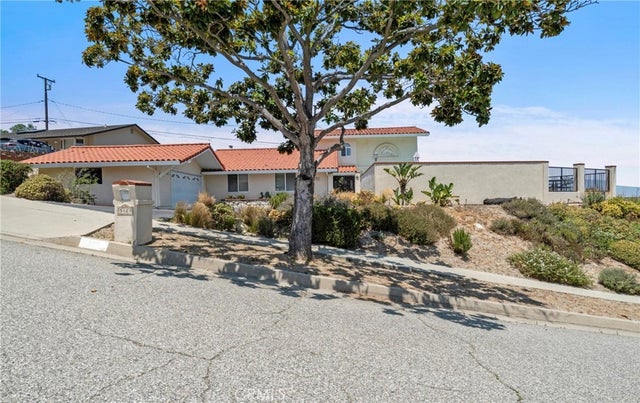 5123 Willow Wood Road, Rolling Hills Estates.