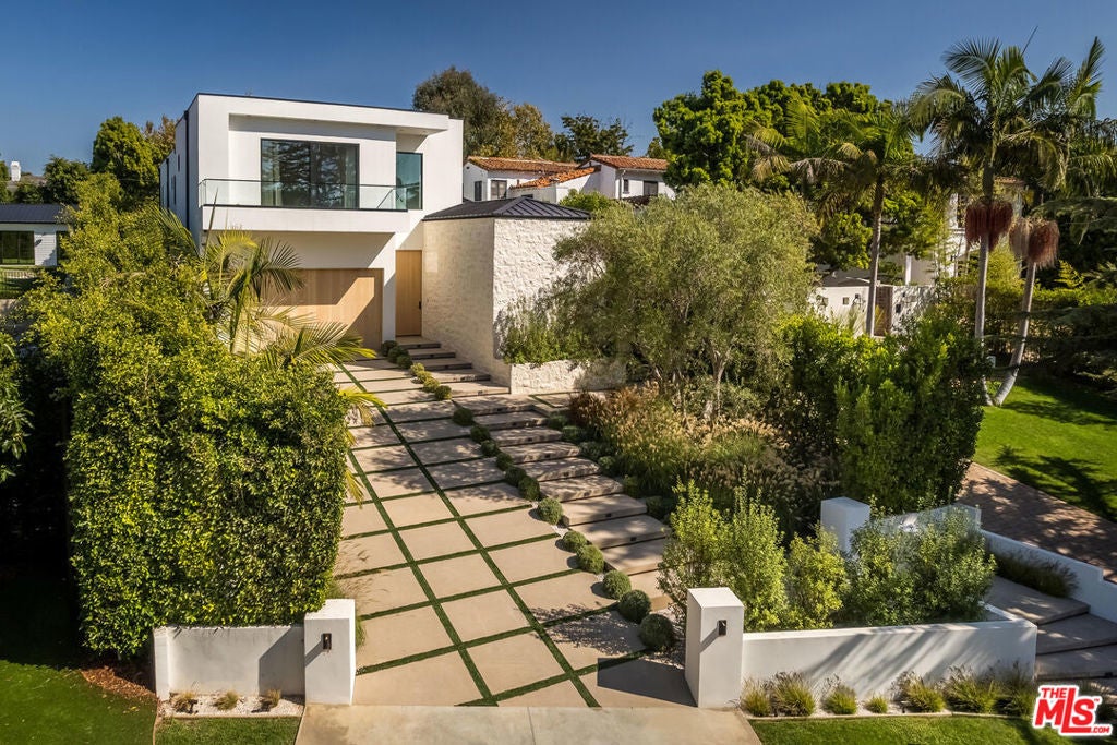 Photo of Listing #26632241