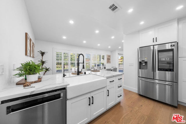 2 Sycamore Lane, Rolling Hills Estates.