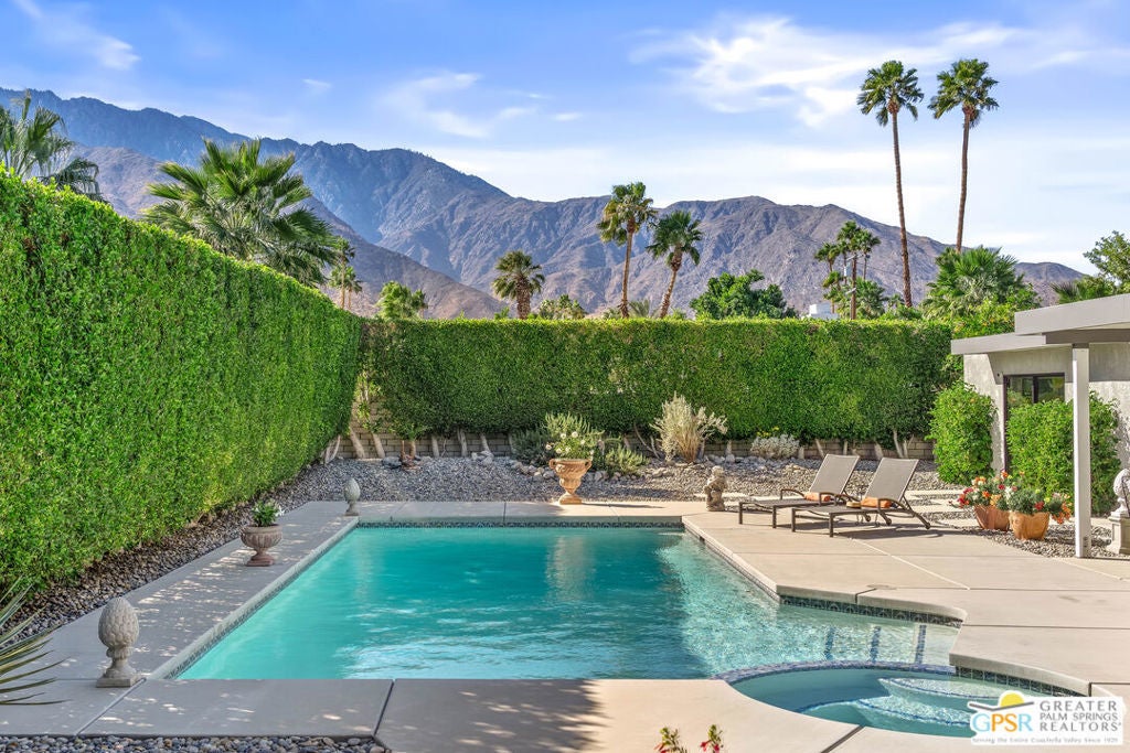 805 E El Cid, Palm Springs