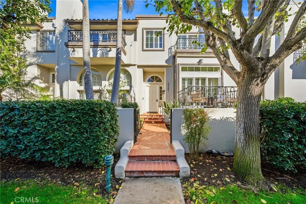 Photo of Listing #OC25281857