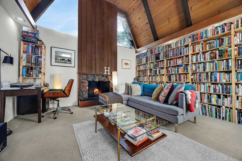 Photo of Listing #41119976