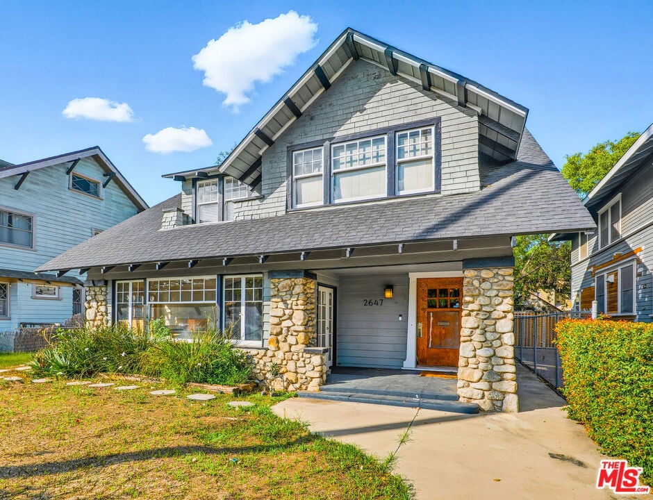 Photo of Listing #25631917