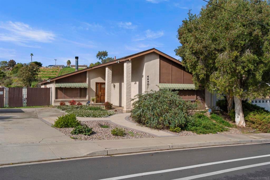 Photo of Listing #2600237SD