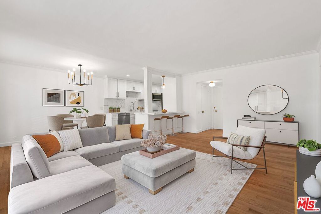 Photo of Listing #26633195