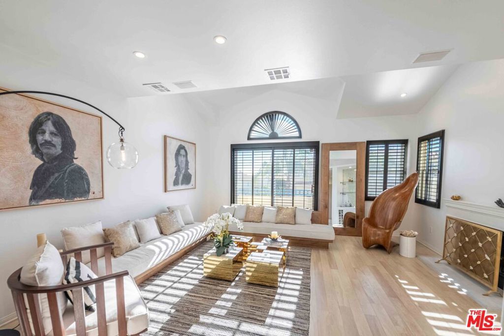 6465 Zuma View Place 161, Malibu