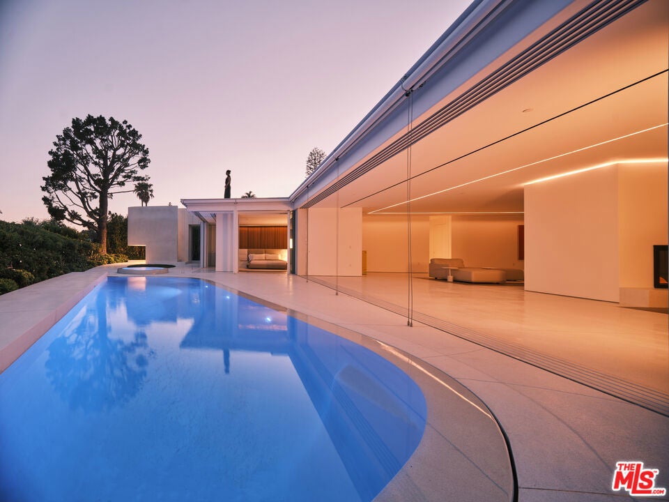 Photo of Listing #26632969